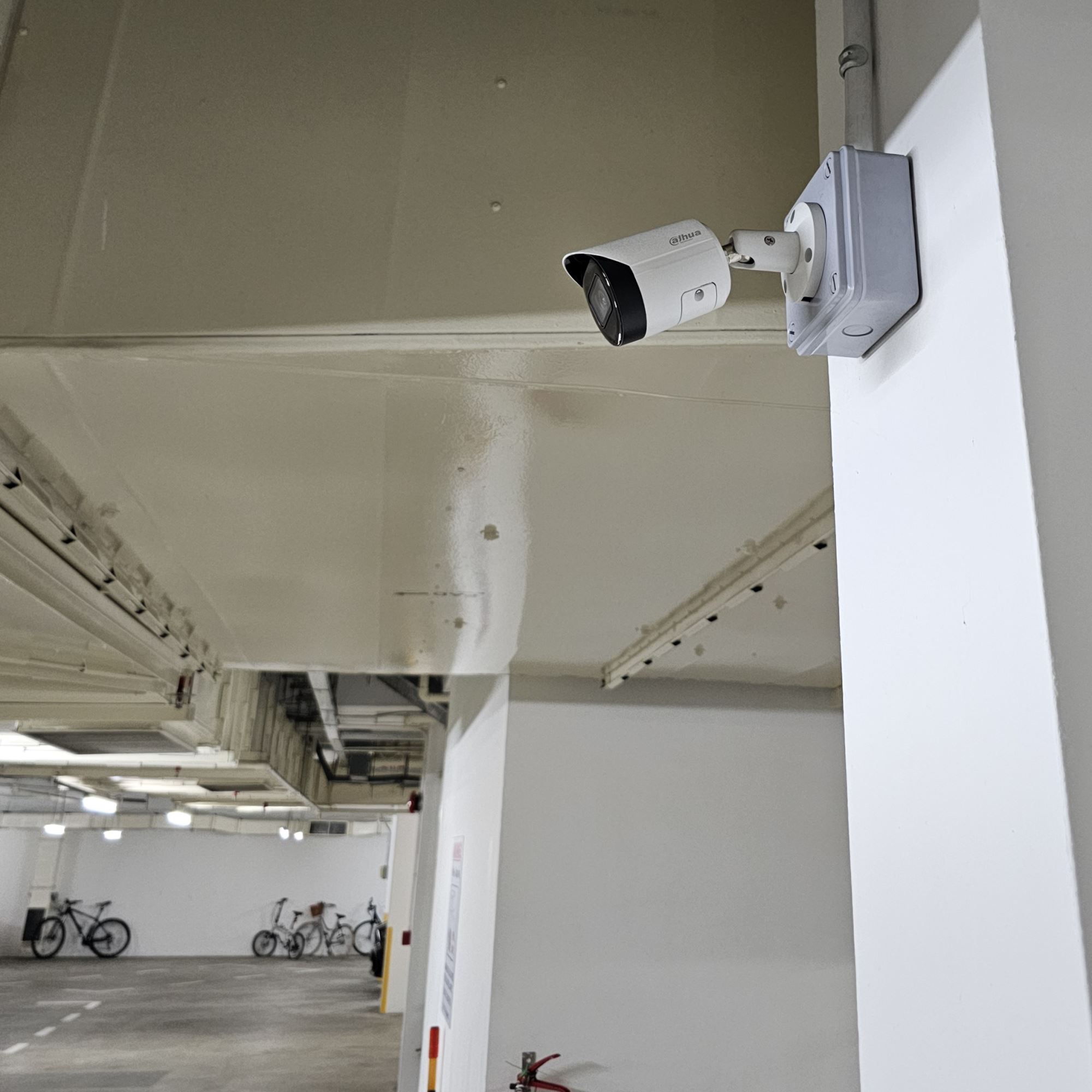 8M 4MP Dahua Bullet Cameras for carpark