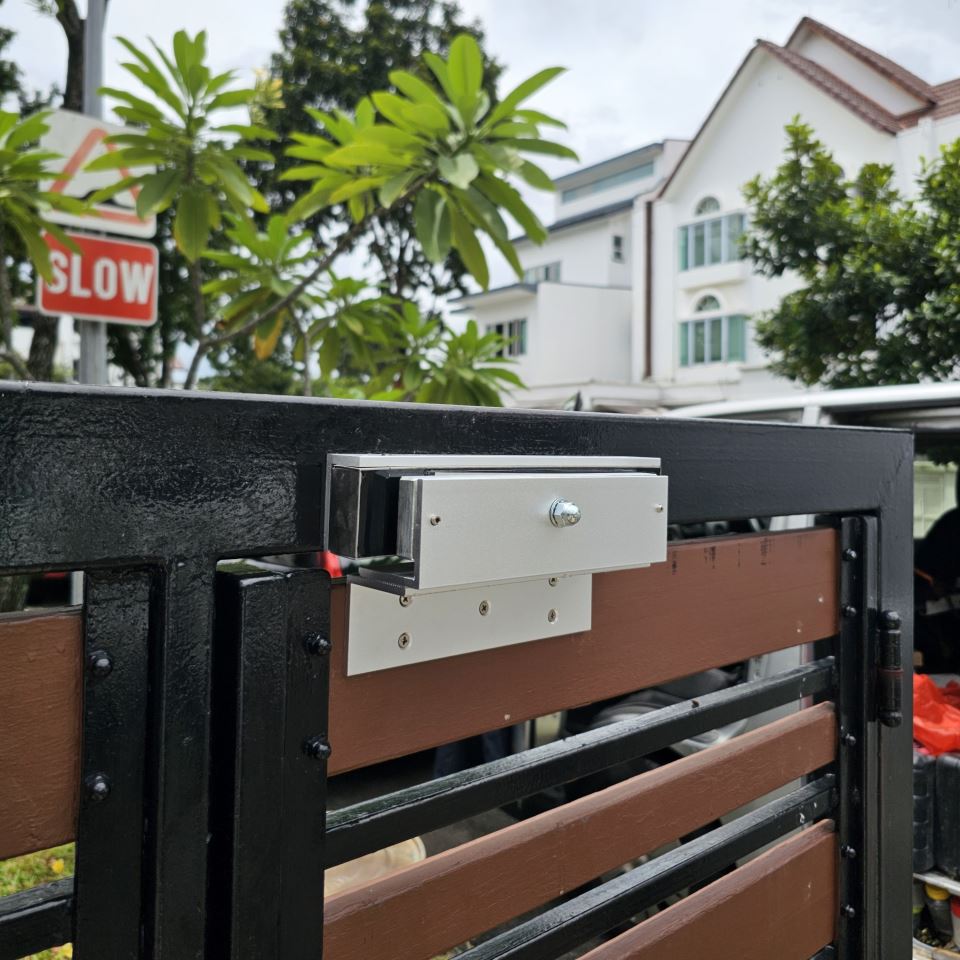 8M Outdoor EM lock